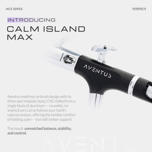 Nahaufnahme des schwarzen Calm-Island-Max-Griffkörpers der Gaahleri Aventus II Black Aurora mit verchromtem Bedienhebel.