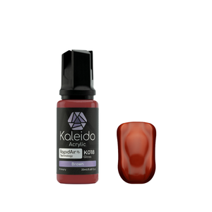 Kaleido K018 Brown: glänzende braune Acrylfarbe in der 20-ml-Flasche neben einem Farbmuster.